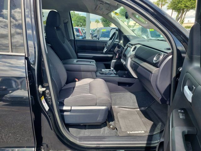 Used 2017 Toyota Tundra SR5 w/ SR5 Upgrade Package AWD/4WD image 8