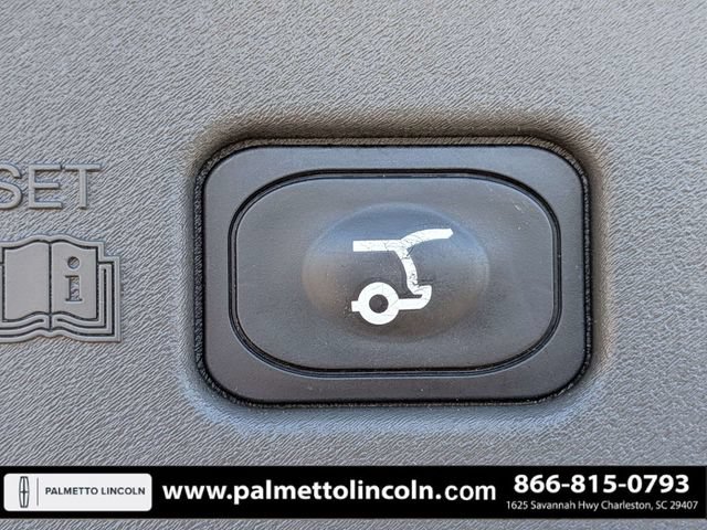 Used 2024 Lincoln Nautilus Reserve w/ Equipment Group 202A AWD/4WD image 13
