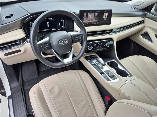 Used 2025 INFINITI QX60 Luxe FWD image 10