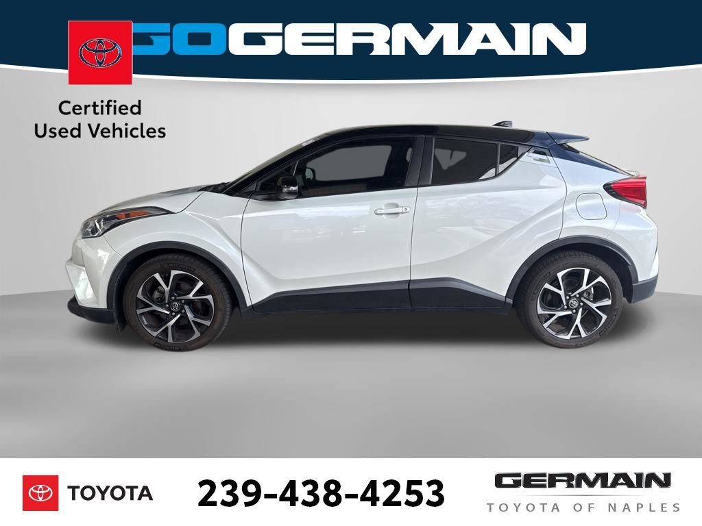 Used 2019 Toyota C-HR XLE FWD image 3
