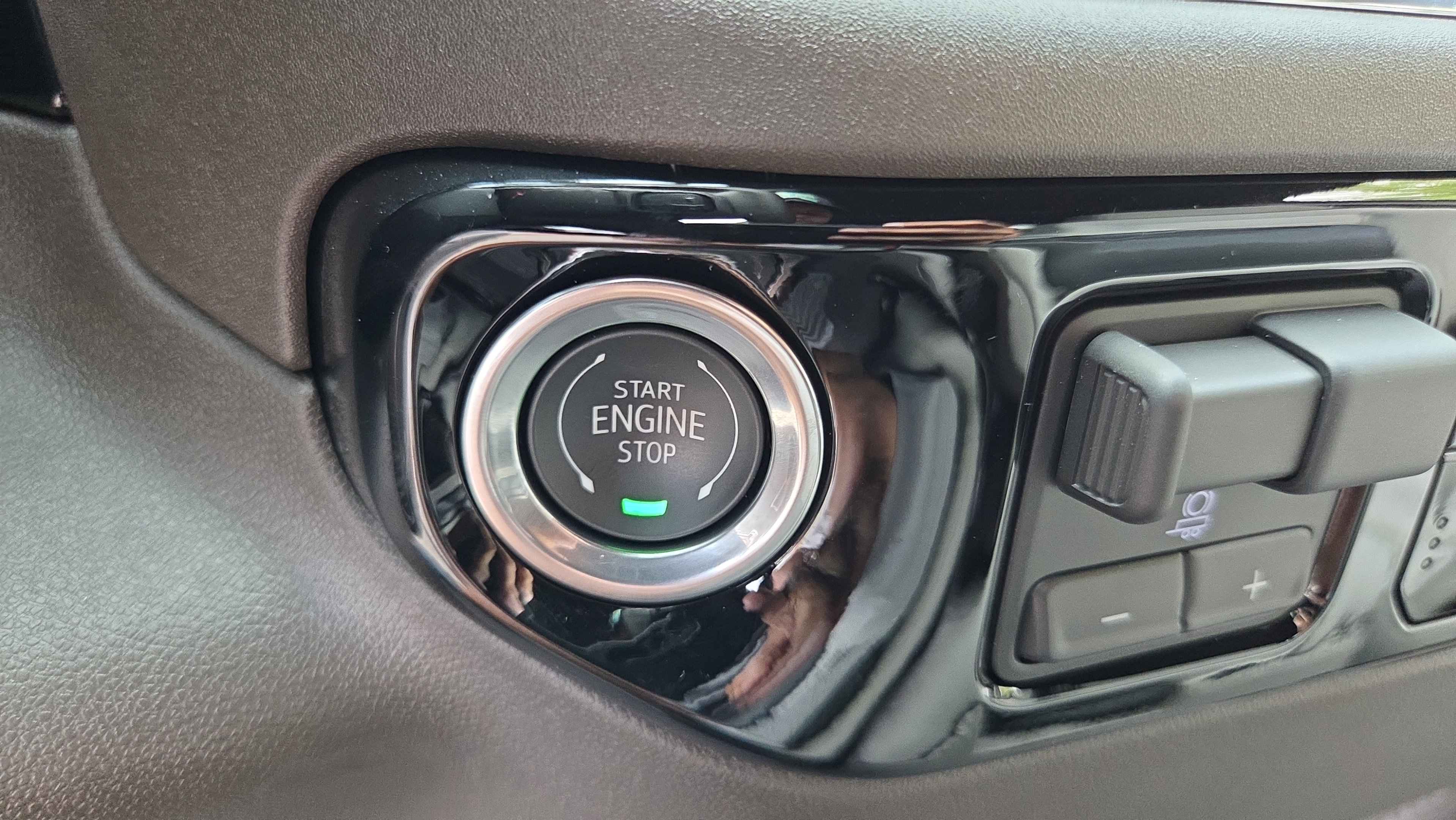 Certified 2026 GMC Sierra 1500 SLE w/ Max Trailering Package RWD image 23
