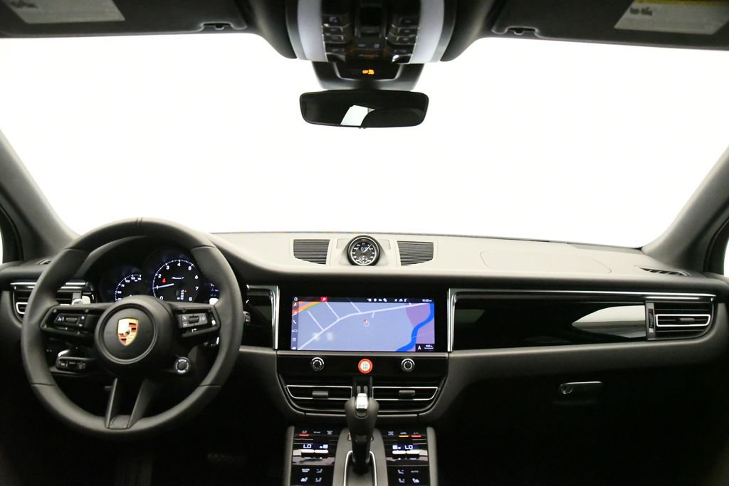 Certified 2025 Porsche Macan Turbo image 20