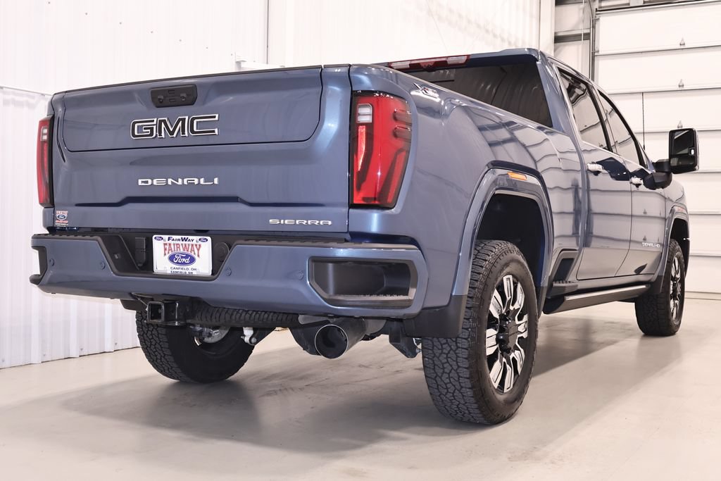 Used 2025 GMC Sierra 2500 Denali w/ Denali Reserve Package AWD/4WD image 9