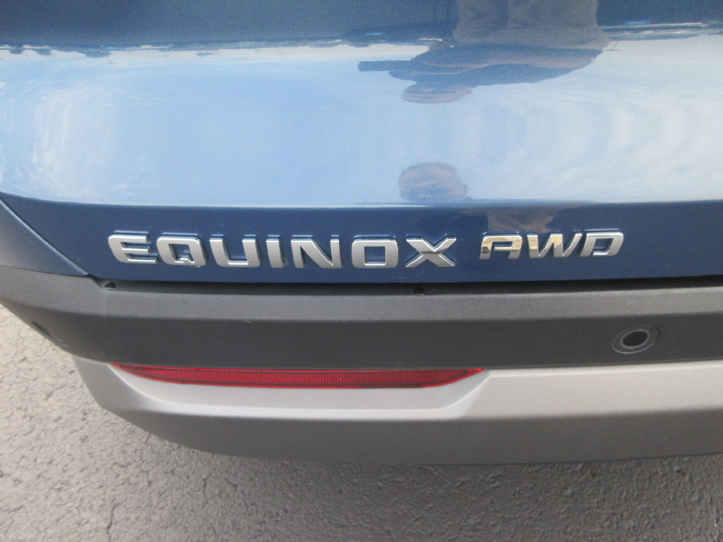 Certified 2025 Chevrolet Equinox LT w/ Convenience Package II AWD/4WD image 10