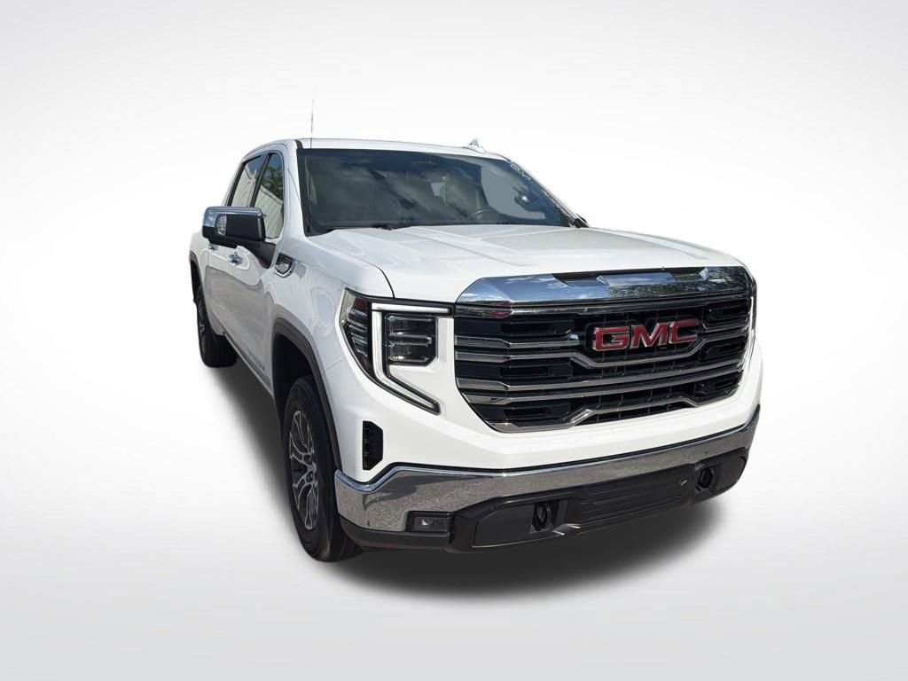 Used 2024 GMC Sierra 1500 SLT AWD/4WD image 2