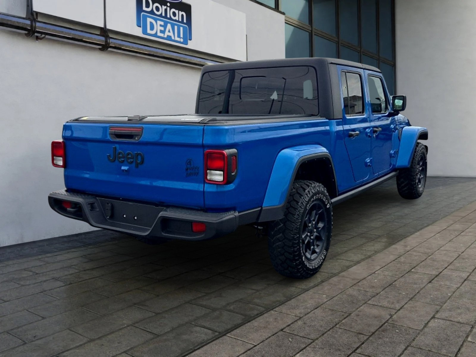 Used 2023 Jeep Gladiator Sport AWD/4WD image 3