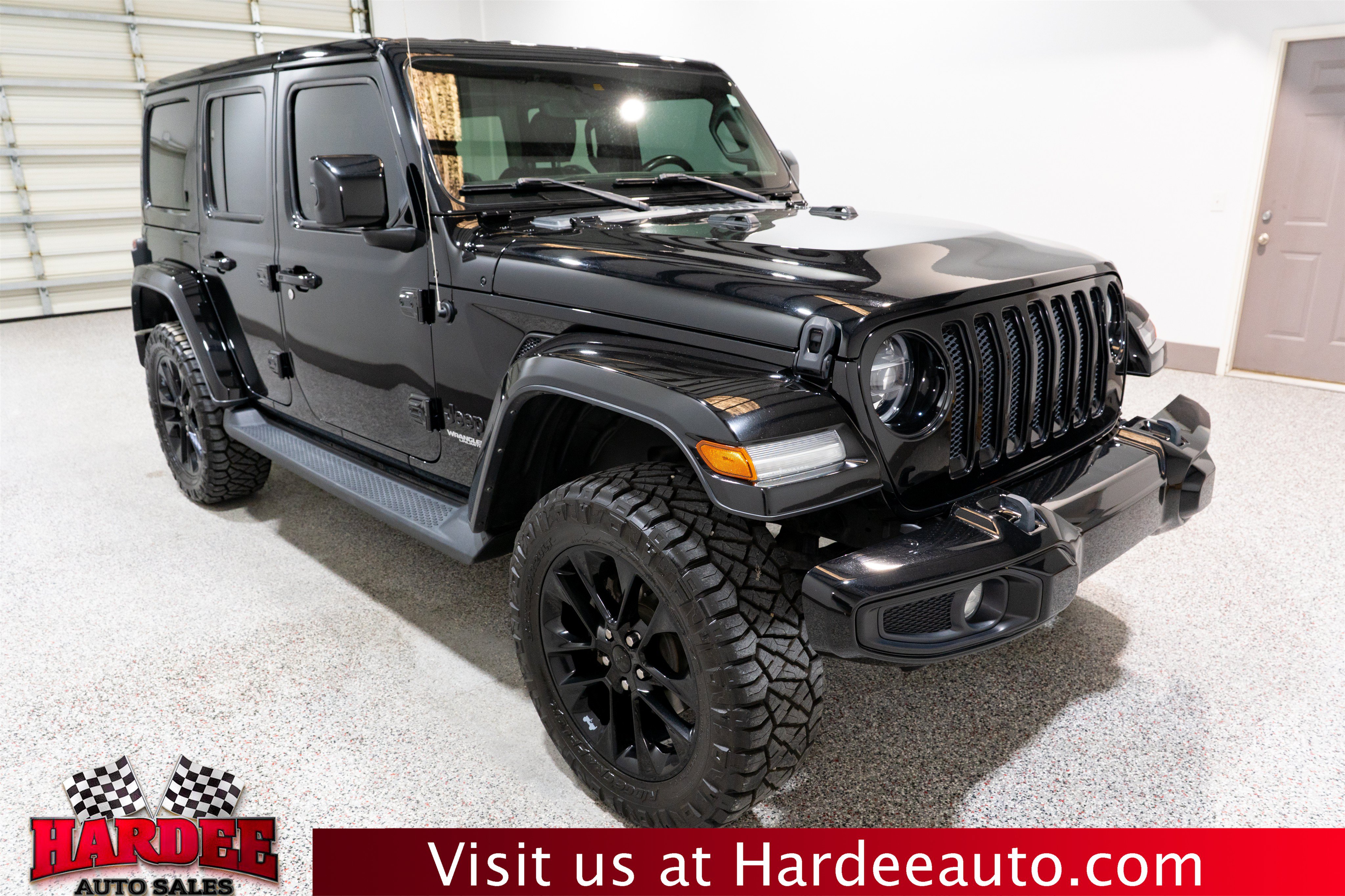 Used 2021 Jeep Wrangler Unlimited Sahara AWD/4WD image 6