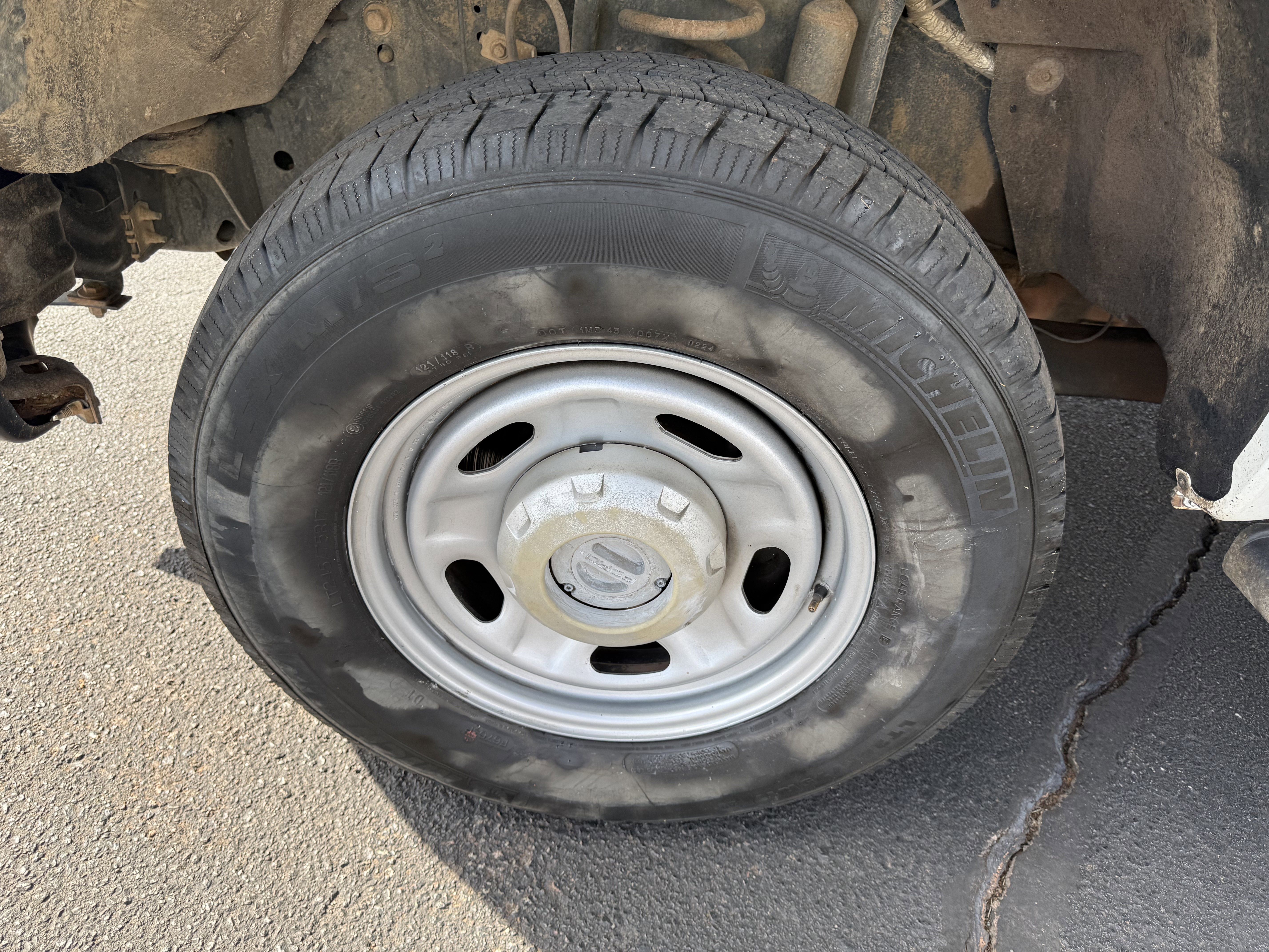 Used 2015 Ford F250 XL AWD/4WD image 5