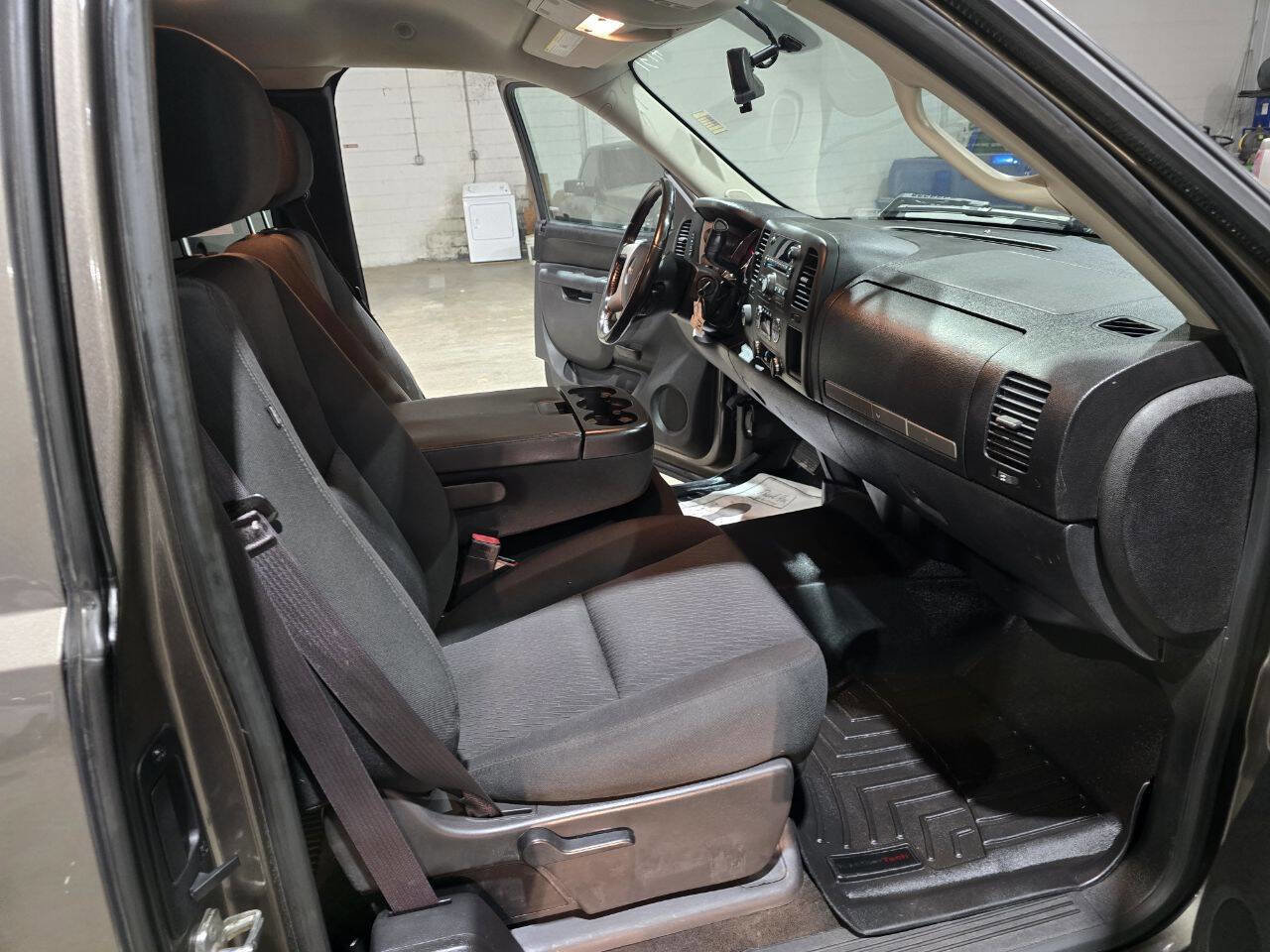 Used 2013 GMC Sierra 1500 SLE w/ Power Tech Package image 33