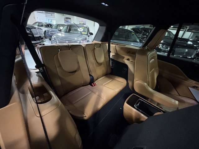 Used 2022 Lincoln Aviator Black Label w/ Dynamic Handling Package image 26