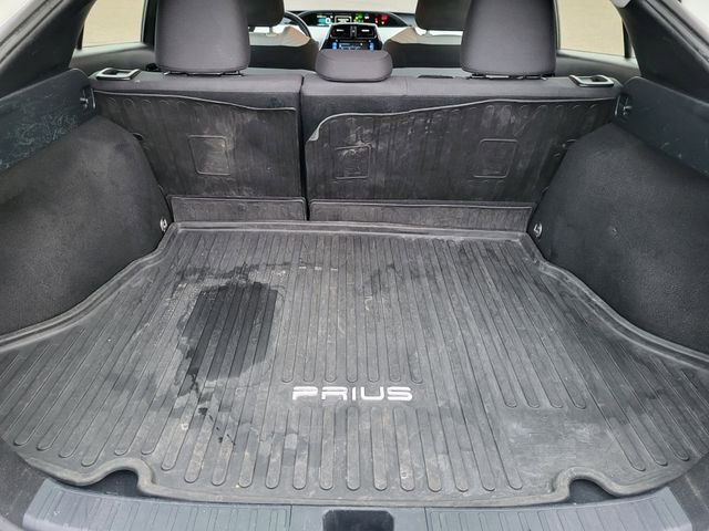 Used 2017 Toyota Prius Three image 12