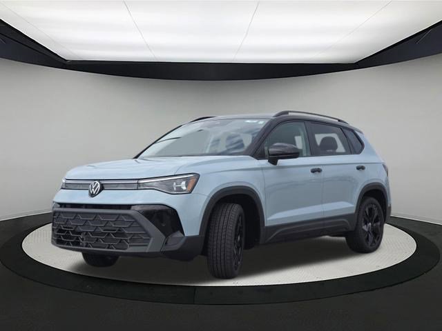 New 2026 Volkswagen Taos SE FWD image 3