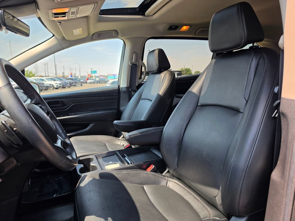 Used 2025 Honda Odyssey EX-L image 10