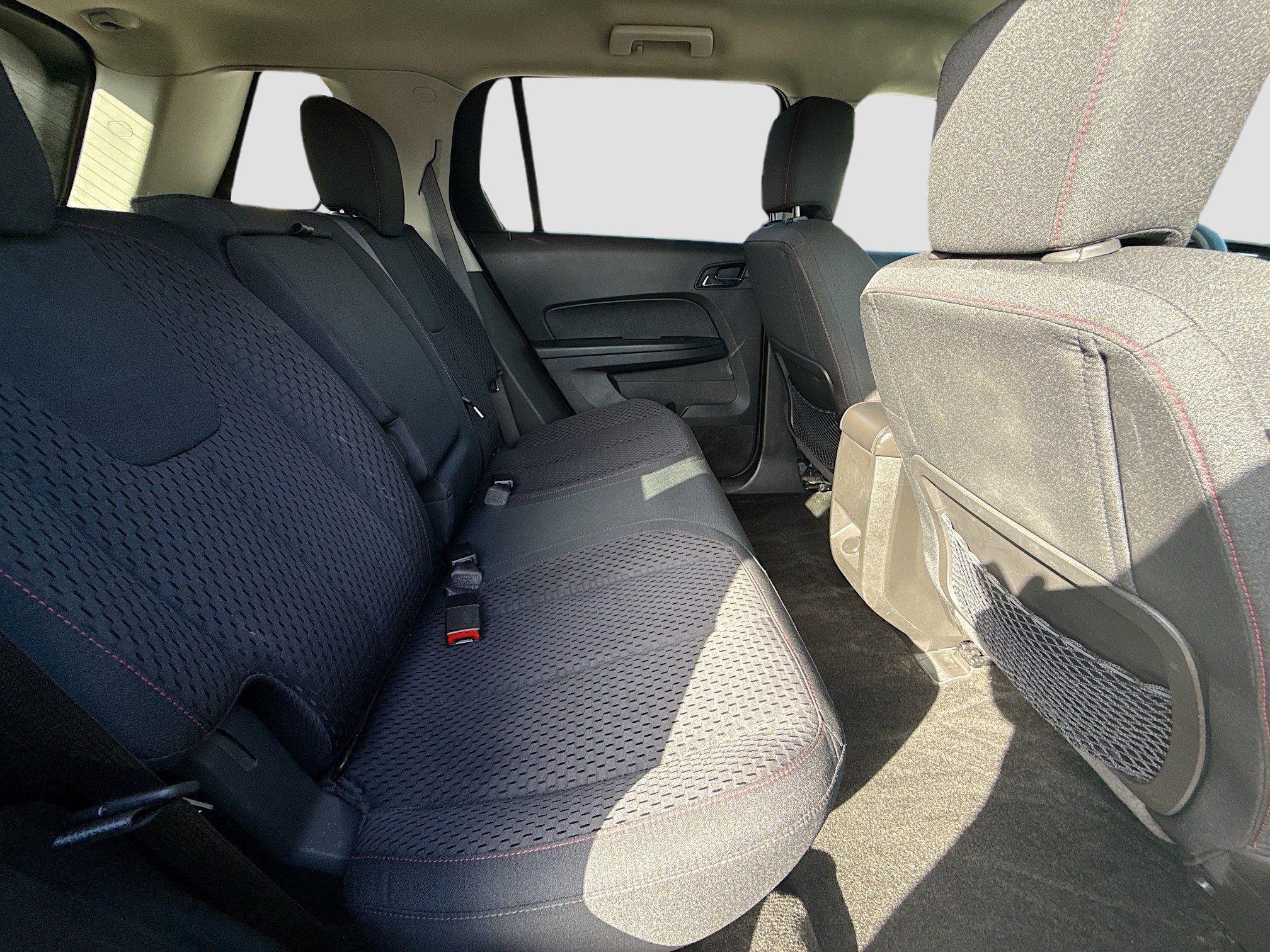 Used 2015 GMC Terrain SLE image 24