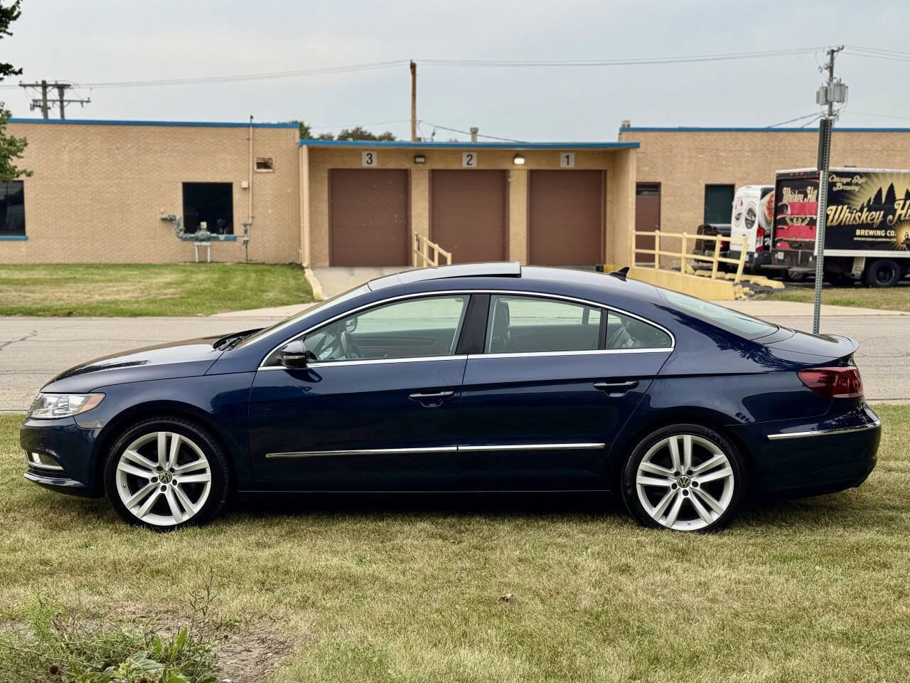 Used 2014 Volkswagen CC Executive image 6
