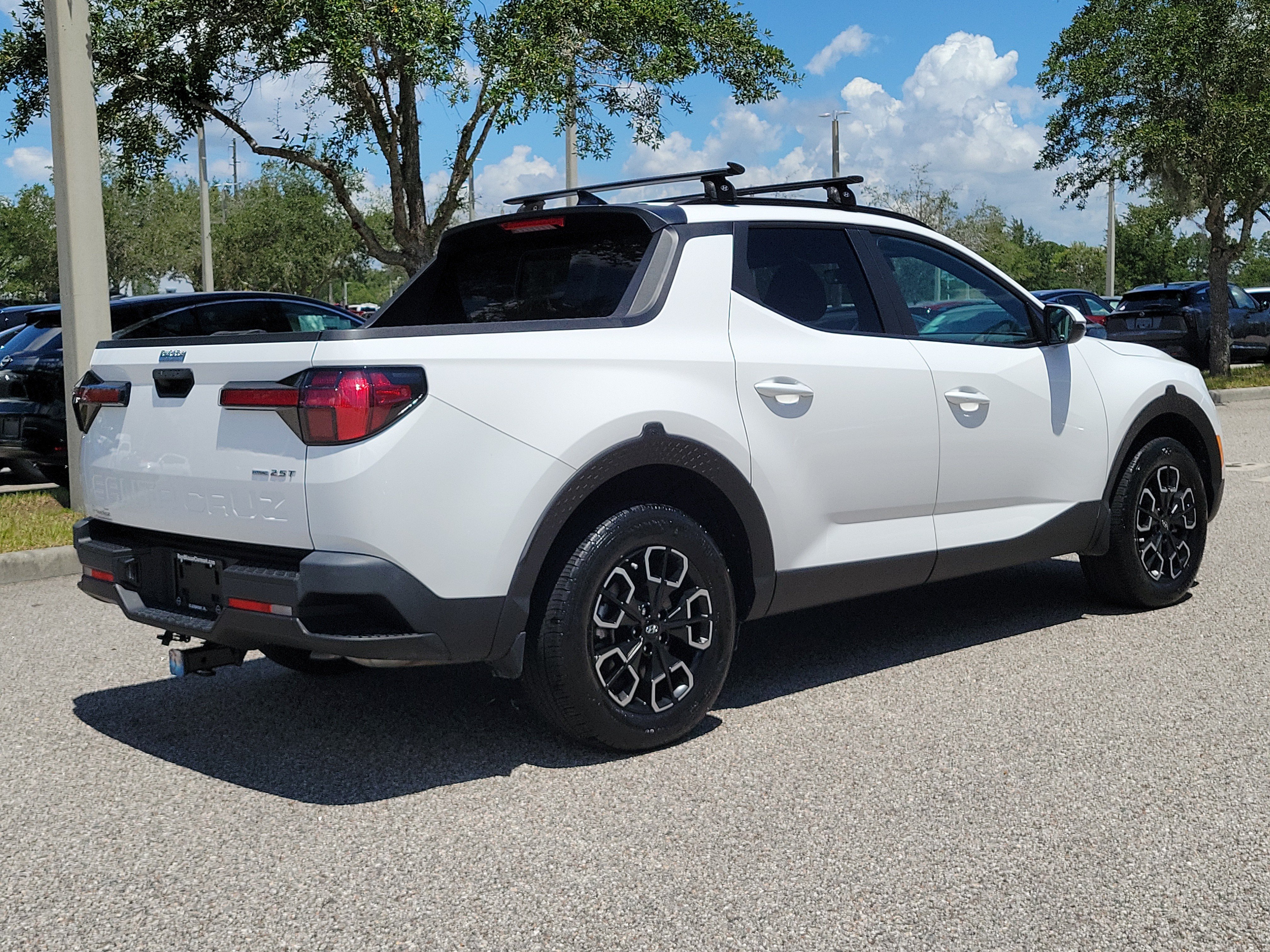 Used 2023 Hyundai Santa Cruz SEL Premium AWD/4WD image 5