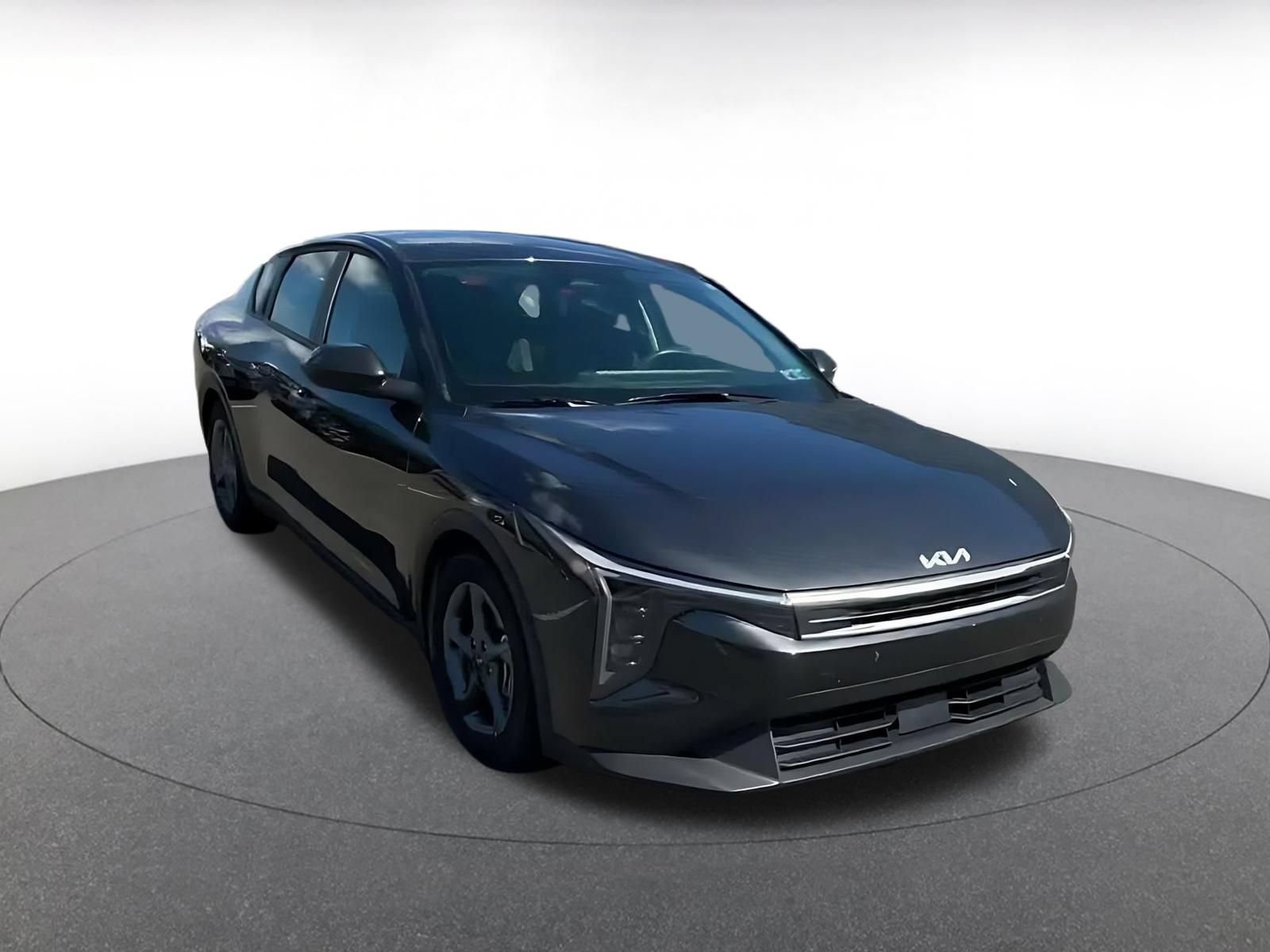 Used 2026 Kia K4 FWD image 3