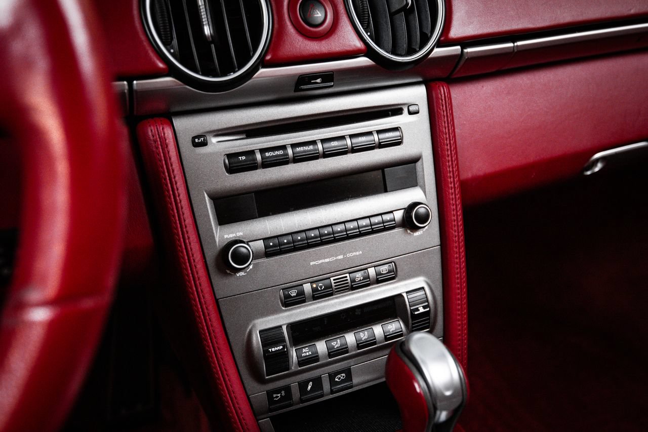 Used 2008 Porsche Boxster RS 60 Spyder RWD image 18