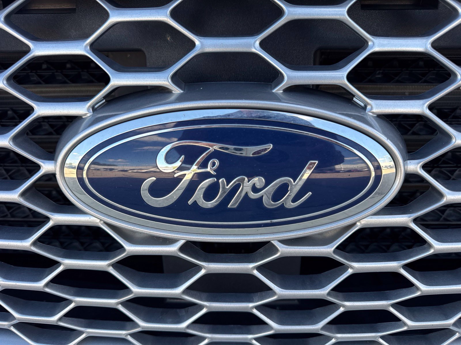 Certified 2024 Ford Edge SEL w/ Convenience Package AWD/4WD image 13