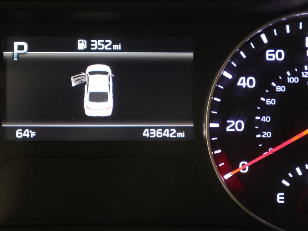 Used 2024 Kia Forte LXS FWD image 38