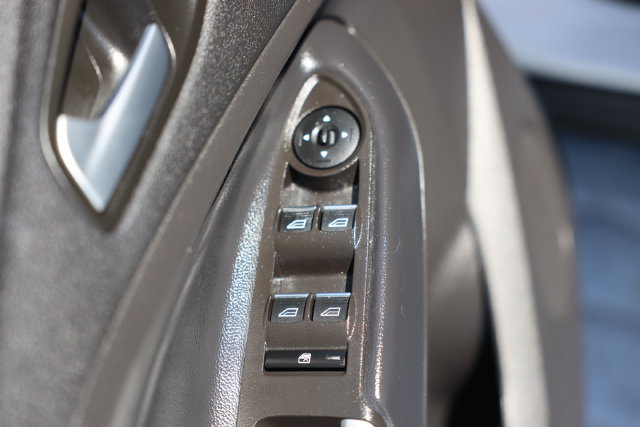 Used 2019 Ford Escape SEL AWD/4WD image 12