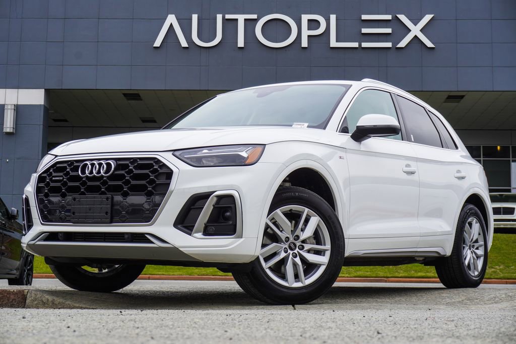 Used 2023 Audi Q5 2.0T Premium w/ Convenience Package AWD/4WD image 1