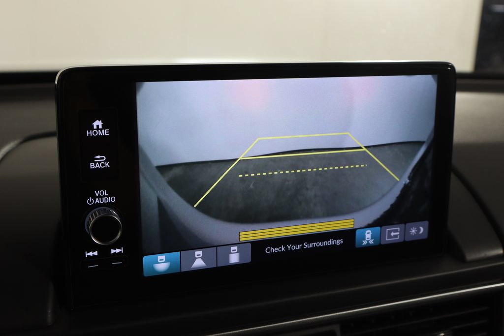 Used 2025 Honda Pilot Touring image 39