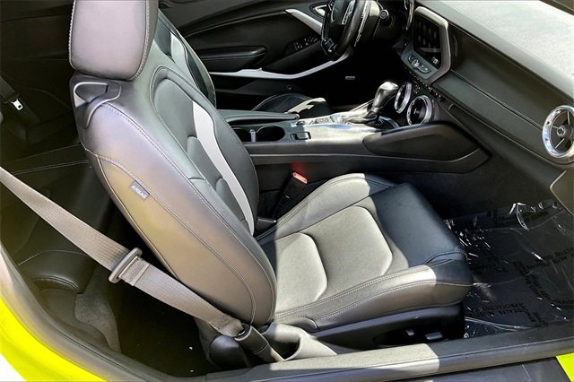 Used 2021 Chevrolet Camaro LT w/ RS Package image 27