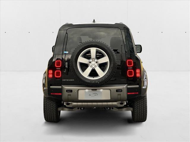 New 2024 Land Rover Defender 110 X-Dynamic SE image 8