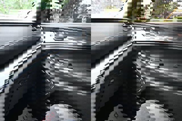 Used 2022 Jeep Grand Cherokee L Laredo image 30