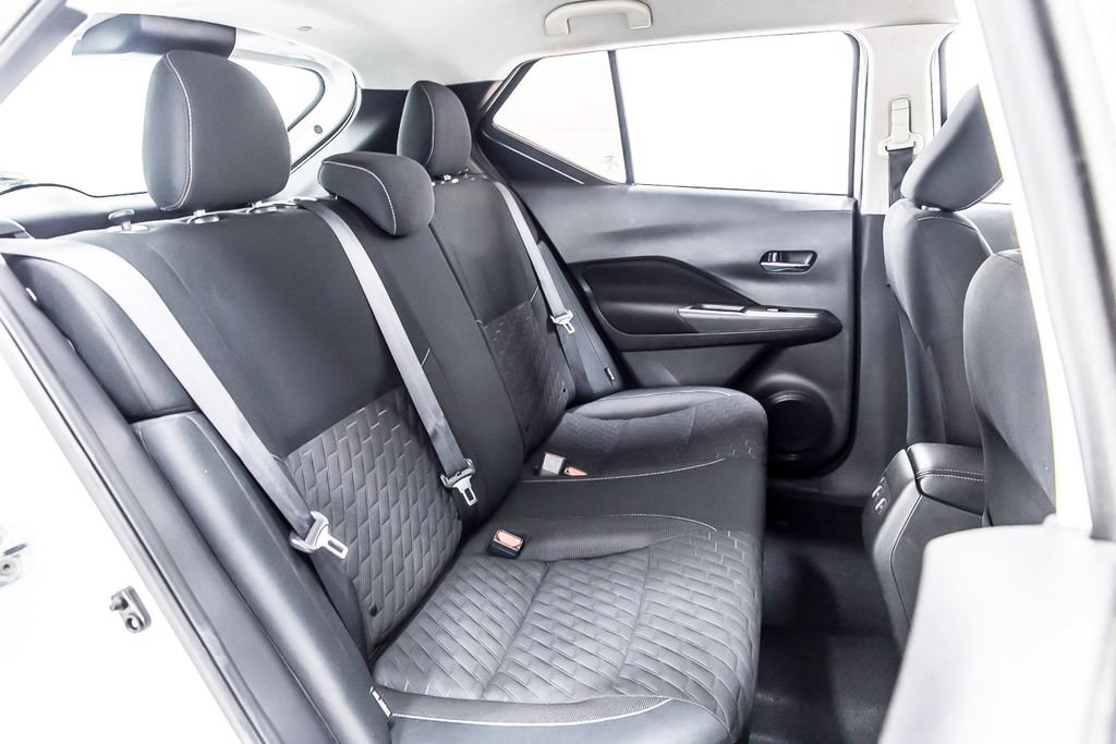 Used 2021 Nissan Kicks SV w/ Exterior Package FWD image 35