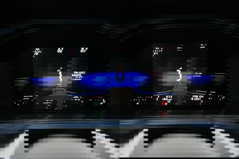 Used 2023 Volkswagen Taos SE AWD/4WD image 25