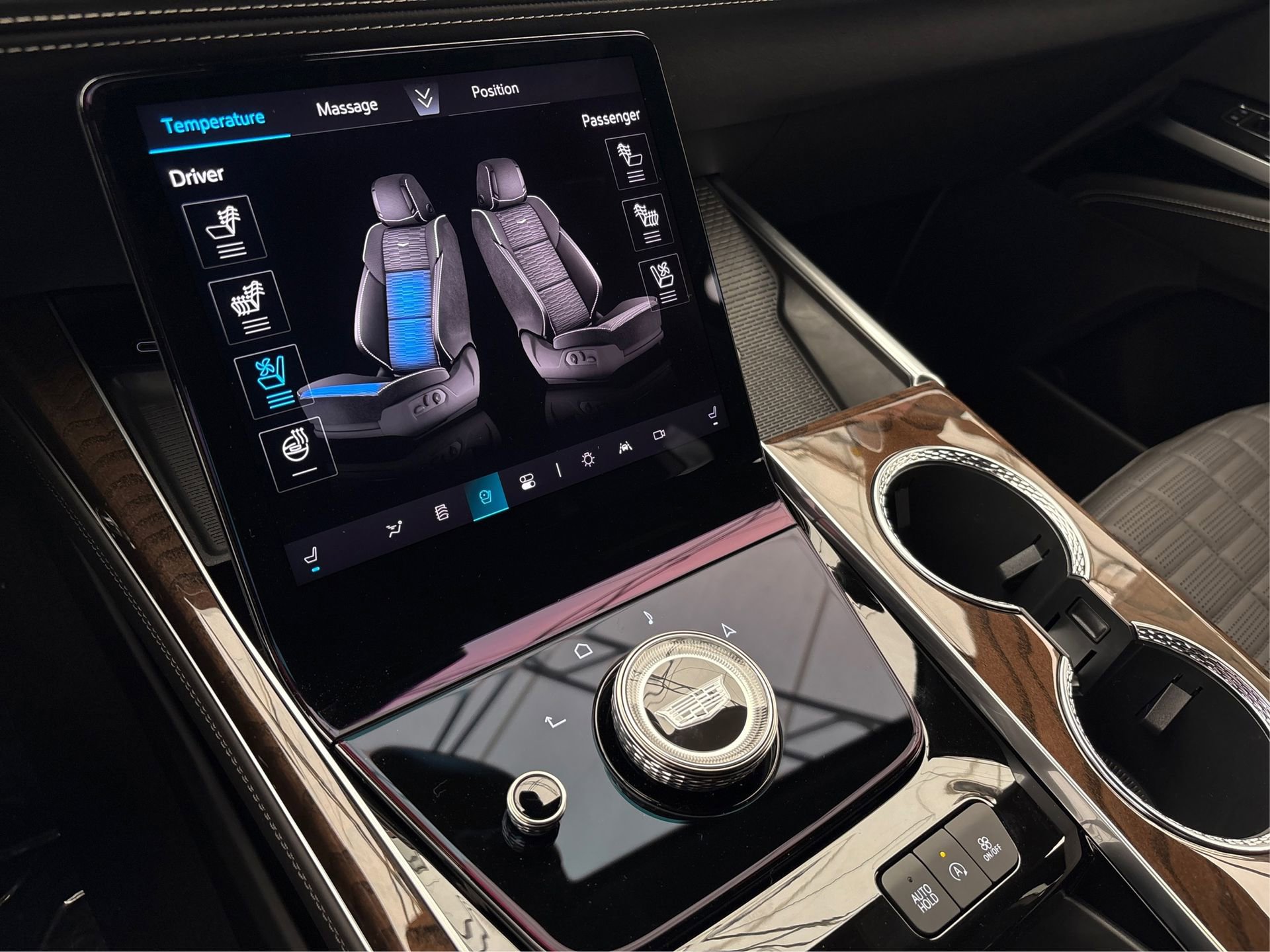 New 2025 Cadillac Escalade ESV Sport Platinum image 32