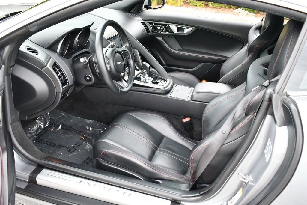 Used 2015 Jaguar F-TYPE Coupe image 15