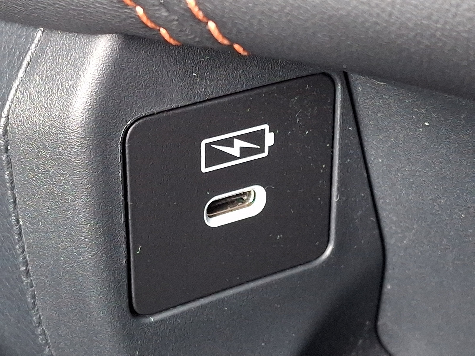Certified 2025 Honda HR-V Sport image 24