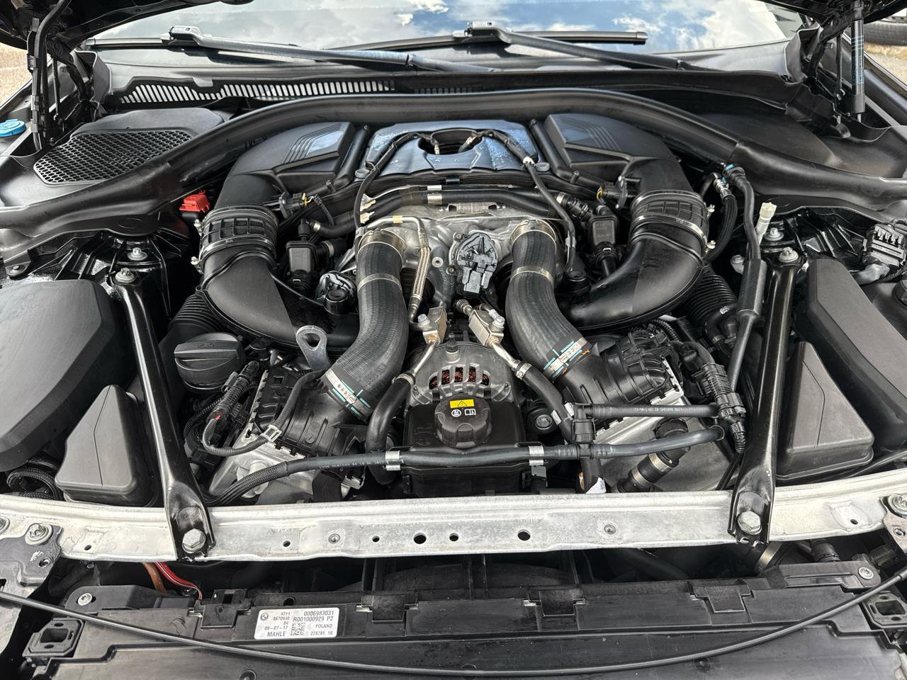 Used 2018 BMW M550i xDrive M550i xDrive Sedan image 35