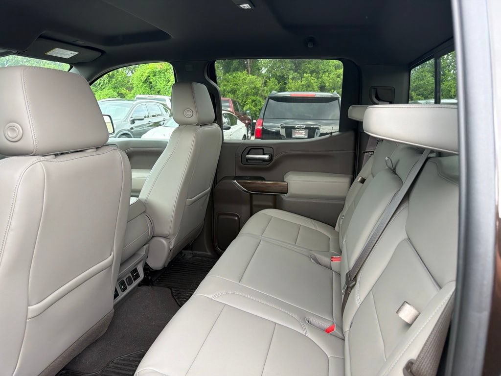 Used 2019 Chevrolet Silverado 1500 LT w/ All-Star Edition AWD/4WD image 8