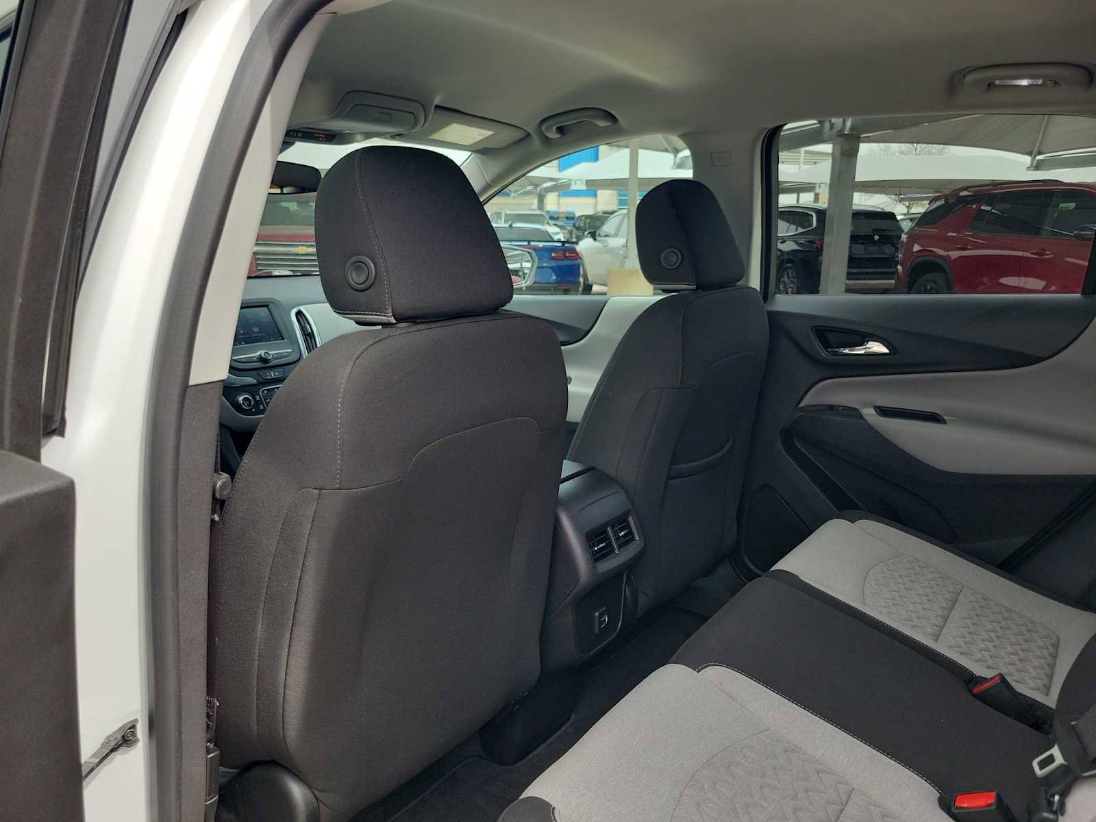 Used 2024 Chevrolet Equinox LT image 16