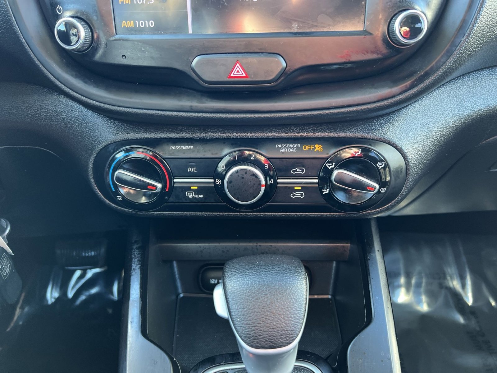 Used 2022 Kia Soul LX w/ Technology Package image 19