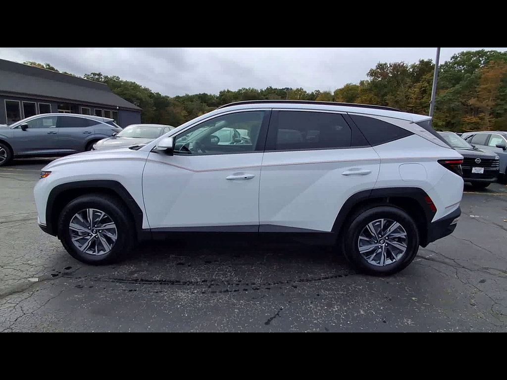 Used 2022 Hyundai Tucson Blue AWD/4WD image 5