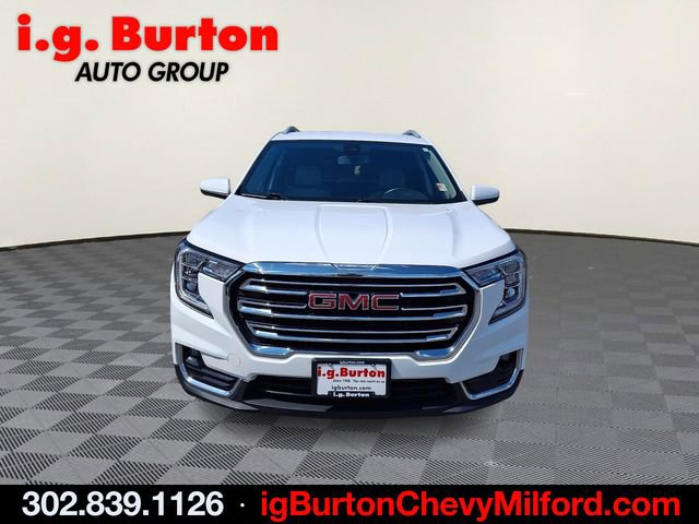 Certified 2023 GMC Terrain SLT image 2