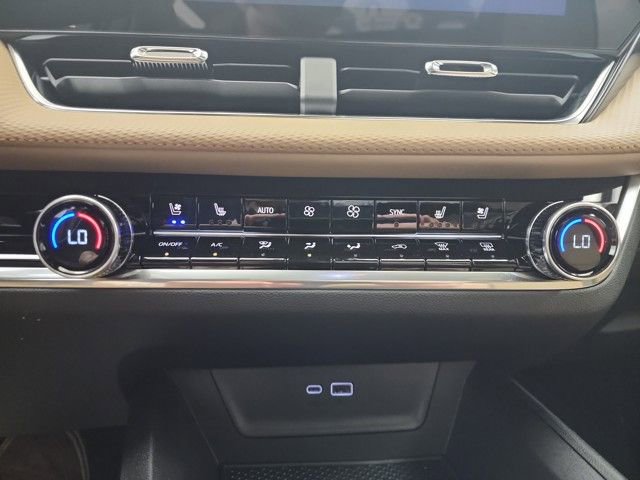 New 2026 Chevrolet Equinox ACTIV w/ Convenience Package III image 29