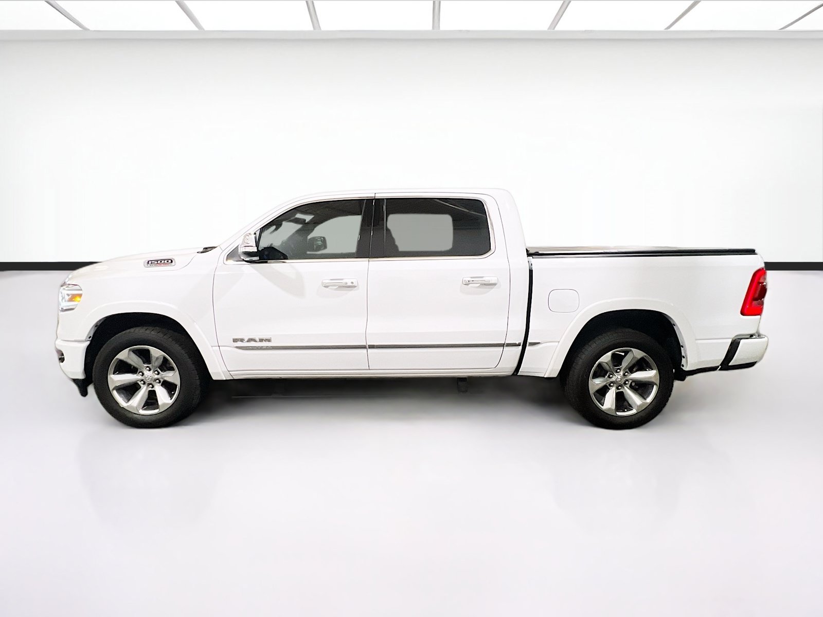 Used 2021 RAM 1500 Limited AWD/4WD image 23