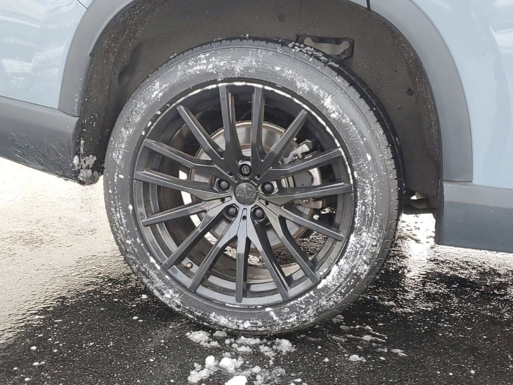 Used 2023 Honda Pilot Touring image 9