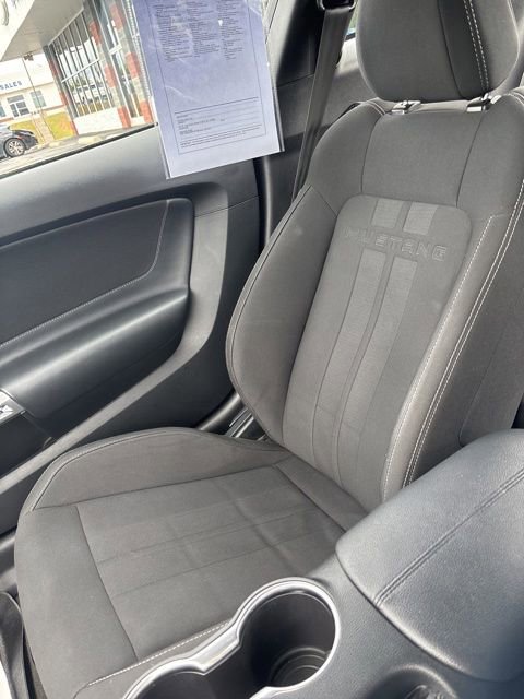 Used 2018 Ford Mustang GT RWD image 19