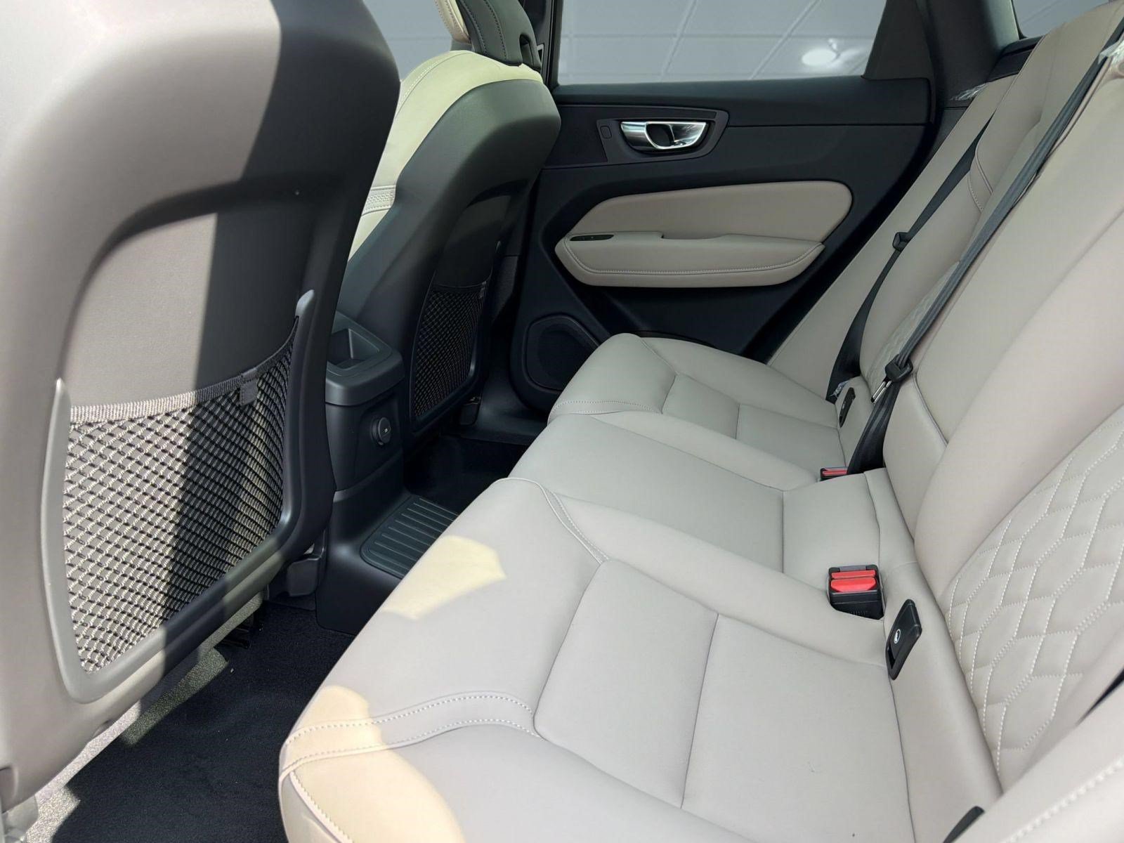 New 2026 Volvo XC60 T8 Core w/ Climate Package AWD/4WD image 24