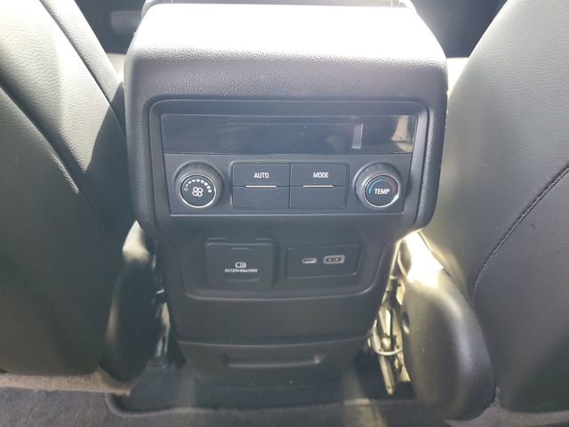 Used 2020 GMC Acadia SLT image 25