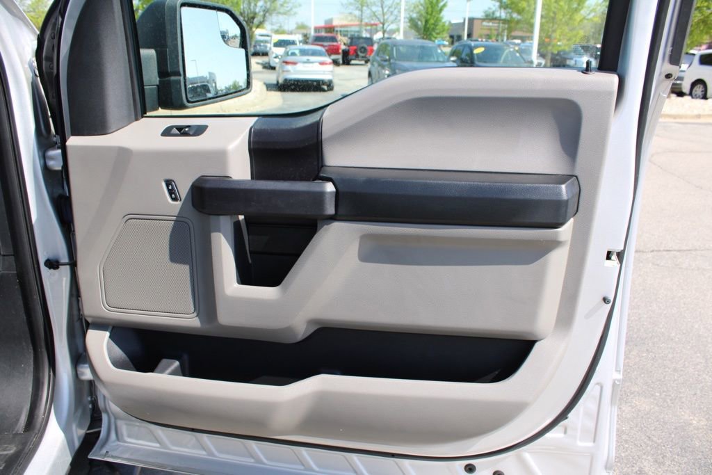 Used 2017 Ford F150 XL w/ Equipment Group 101A Mid AWD/4WD image 21