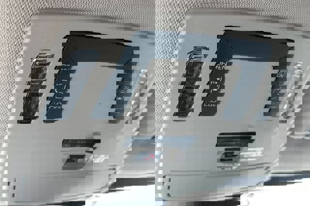 Used 2023 Toyota Sienna LE image 38