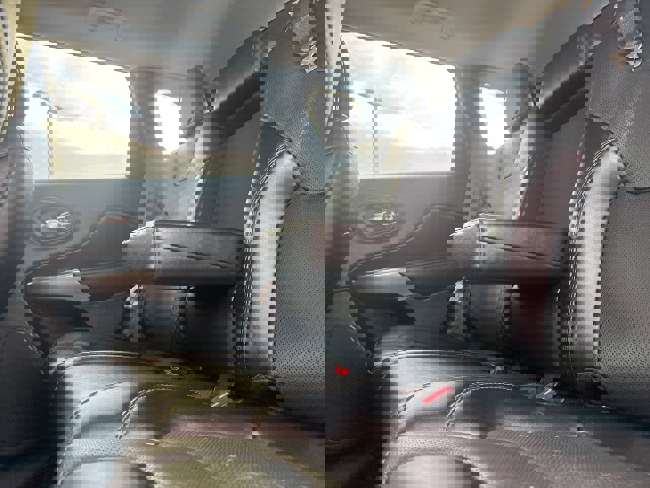 Used 2022 Jeep Cherokee Latitude Lux image 23